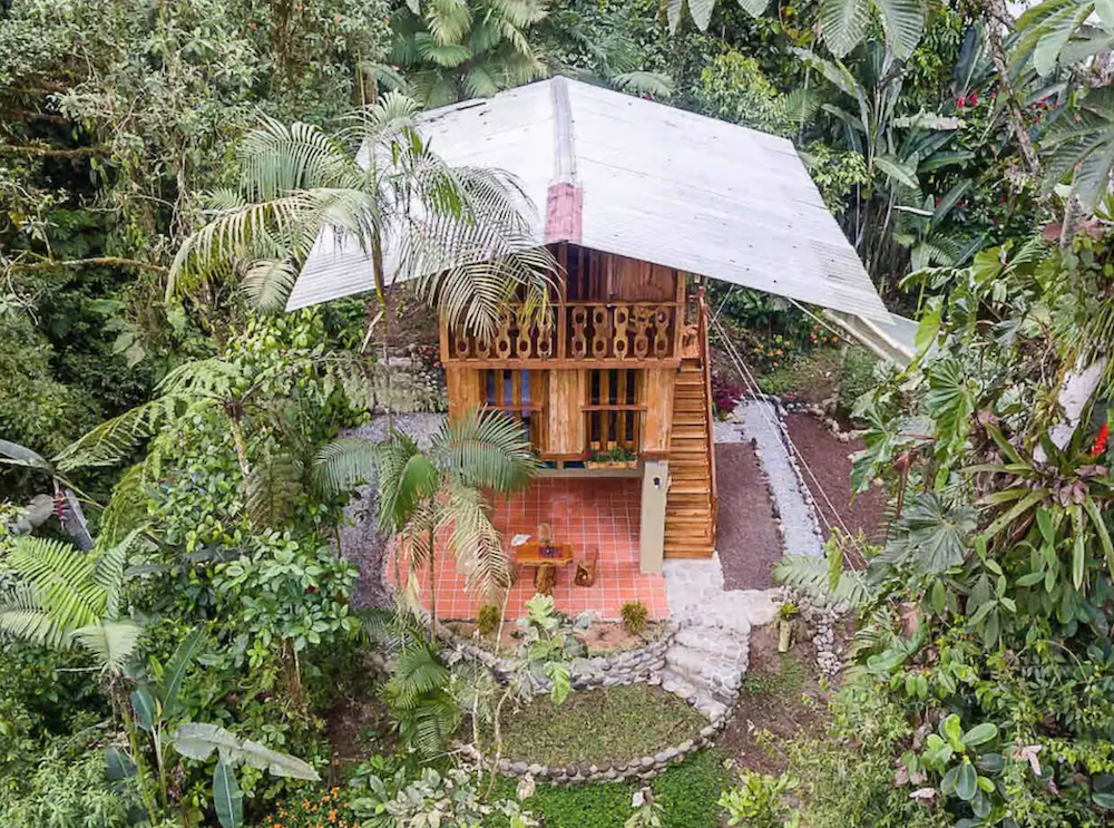 treehouse mindo ecuador